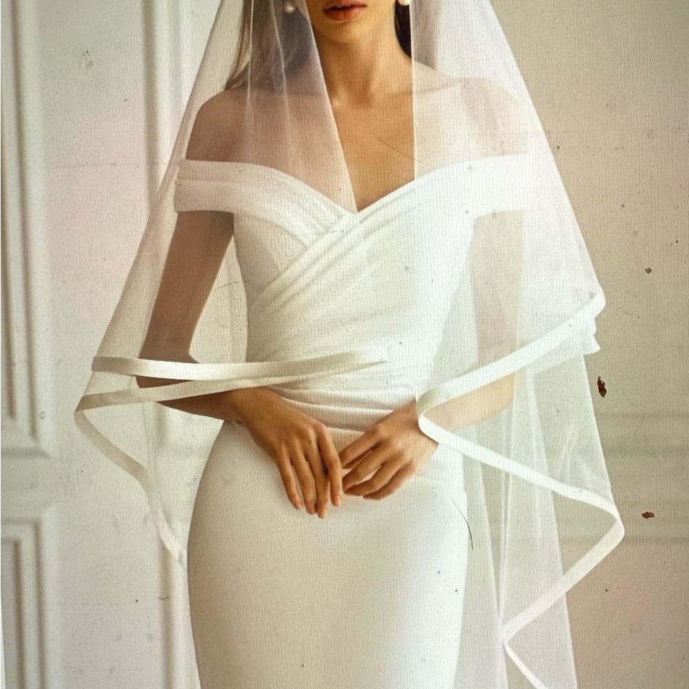 Elegant White Off-Shoulder Dress with Veil